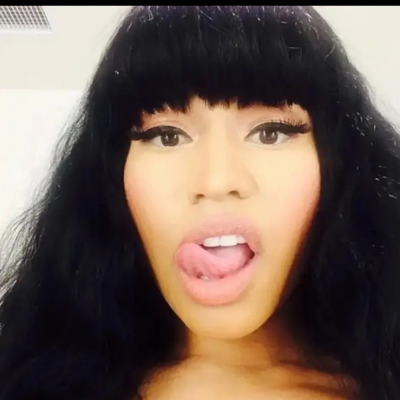 Meet your Posher, Rya - Picture 1 of 1